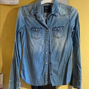 American Eagle Jean Blouse